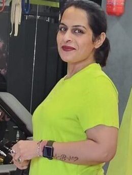 Best female fitness trainer in Gurgaon Sector 15