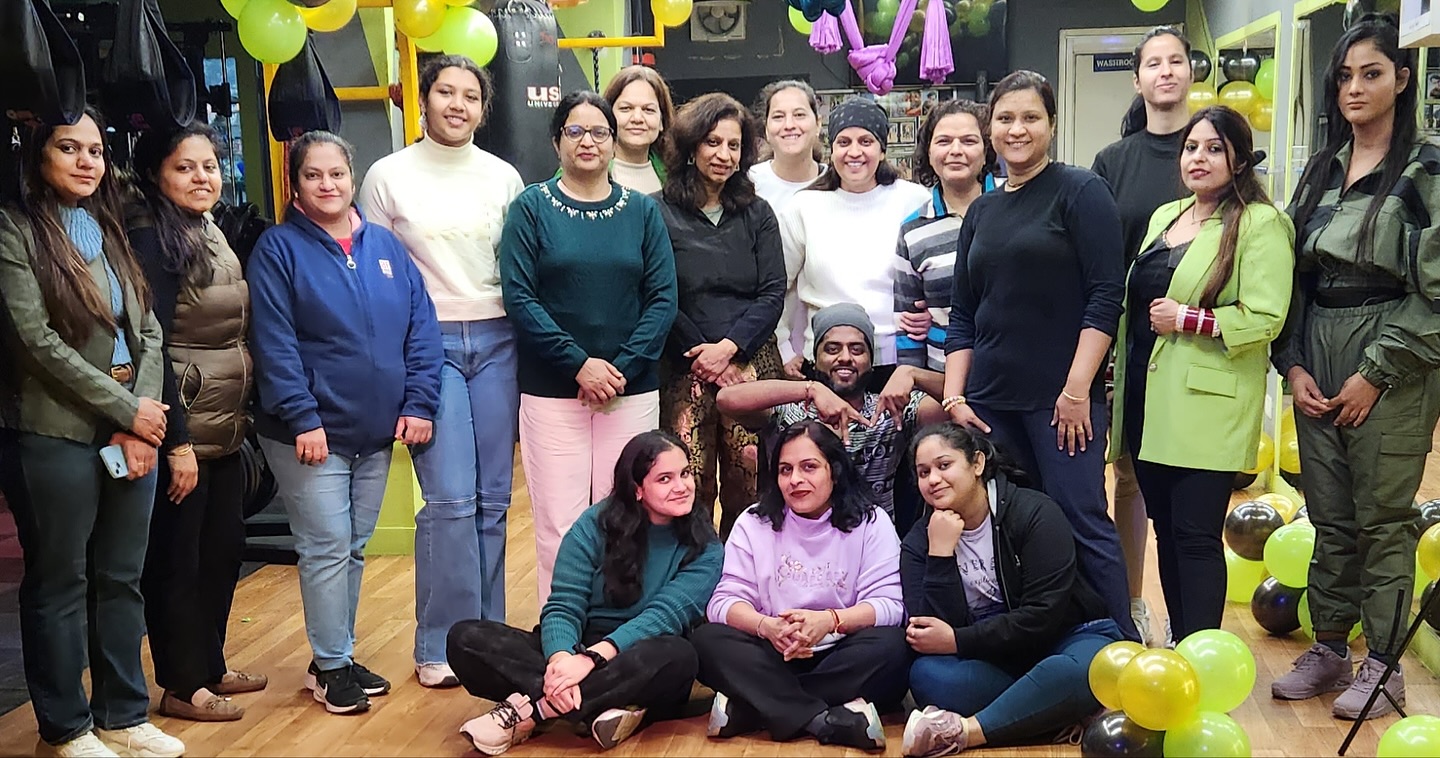 Group photo of sweat and shine fitness studio gurgaon